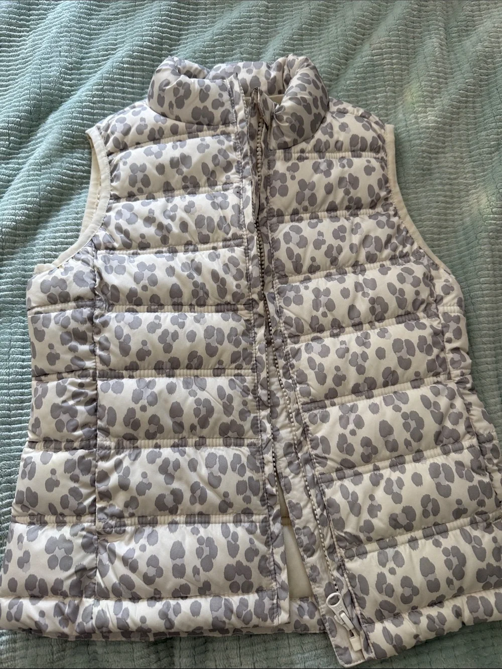 GAP White & Gray Leopard Print Girls Puffer Vest